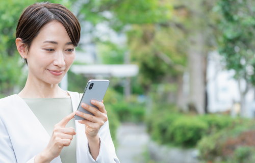 スマートフォンでも快適に見られる「レスポンシブデザイン」に標準対応